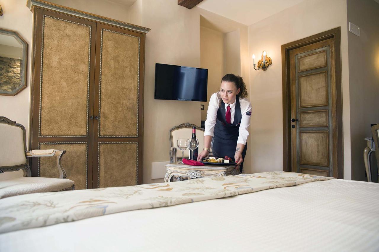 Boutique Hotel Elvezia Stresa Bagian luar foto